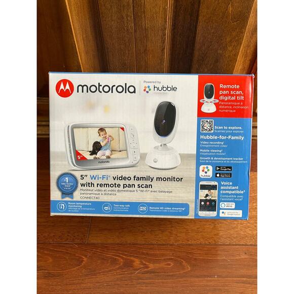 Motorola Connect 40 5" Wi-Fi video baby monitor pan scan Hubble - Picture 1 of 7